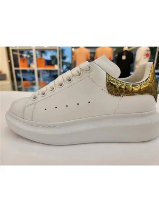 Women's Gold Tab Oversole Low Top Sneakers White - ALEXANDER MCQUEEN - BALAAN.