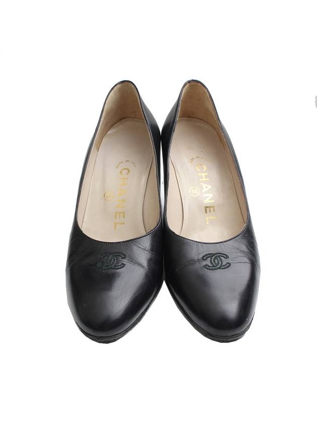 Black leather pumps 35C - CHANEL - BALAAN 2