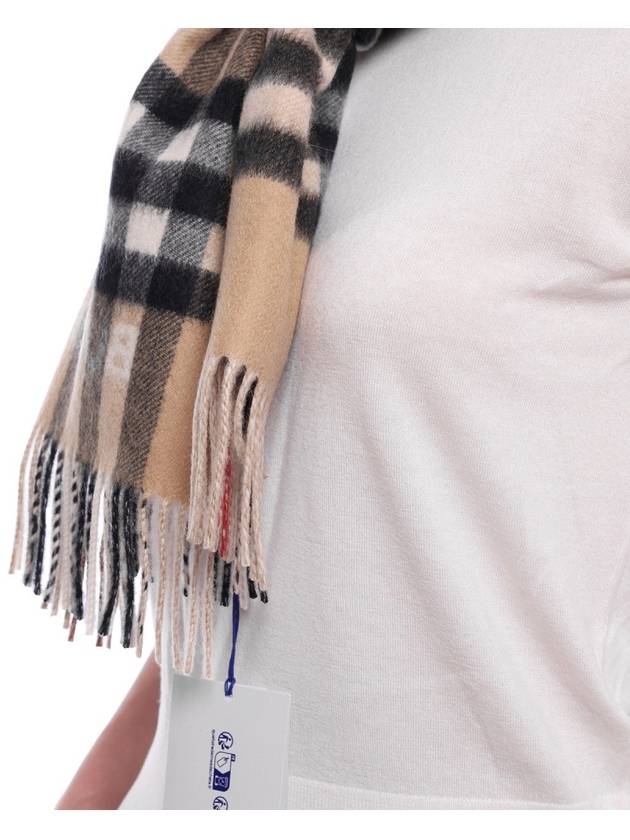 Contrast Check Cashmere Scarf Archive Beige - BURBERRY - BALAAN 6