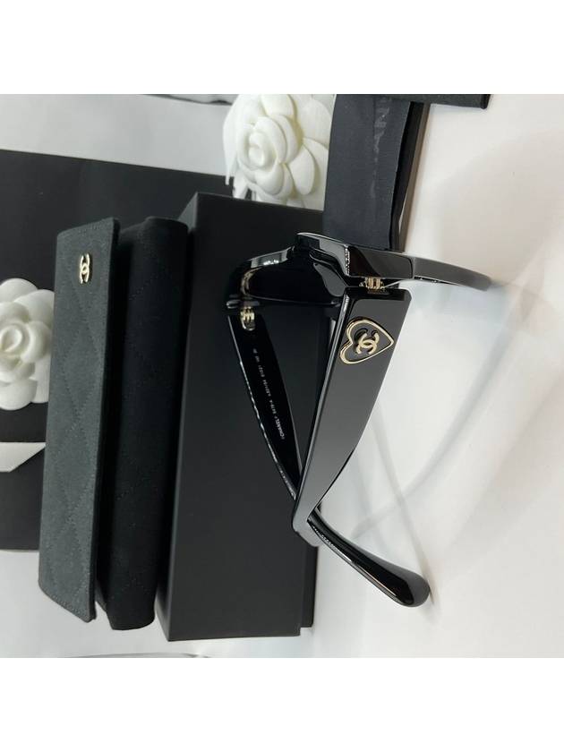 Eyewear Heart Logo Square Sunglasses Black - CHANEL - BALAAN 5