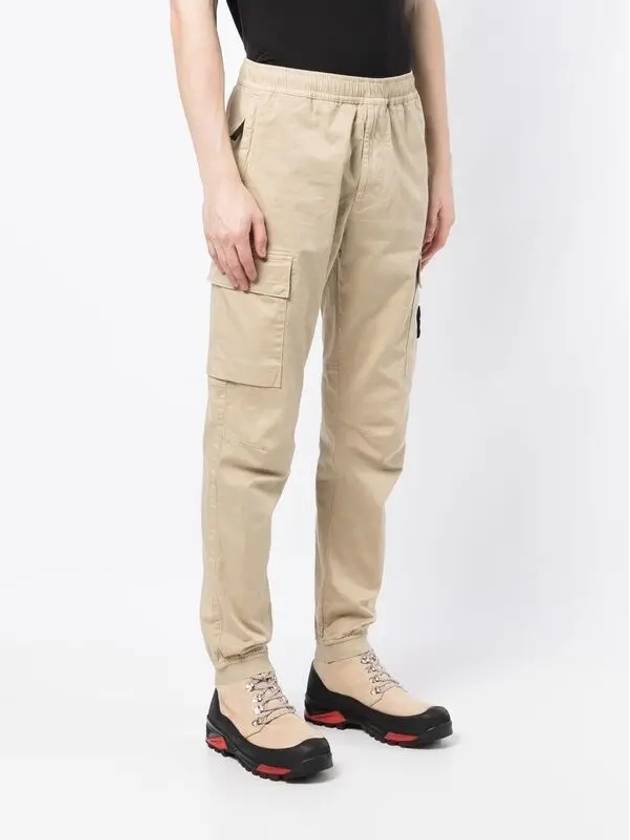 Men's Wappen Patch Cargo Straight Pants Beige - STONE ISLAND - BALAAN 4