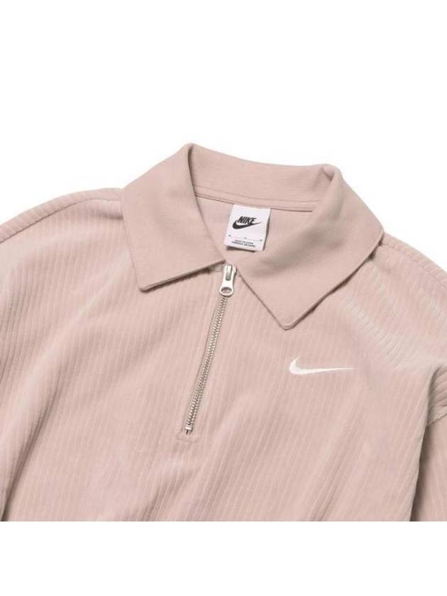 Women's Velour Cropped 1/4 Zip Long Sleeve T-Shirt Beige - NIKE - BALAAN 4