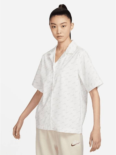 Sportswear Everyday Modern Woven Short Sleeve Shirt White - NIKE - BALAAN 2