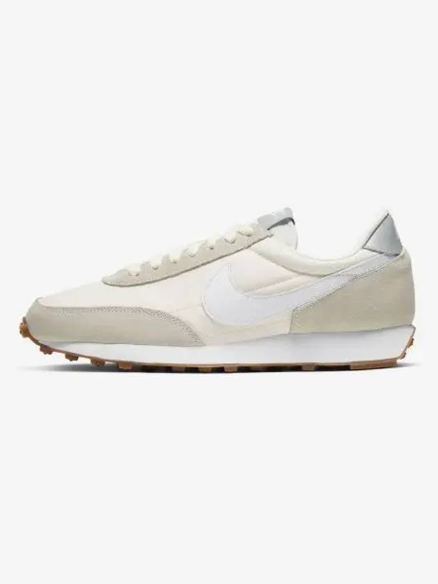 Daybreak Low Top Sneakers Ivory - NIKE - BALAAN 2