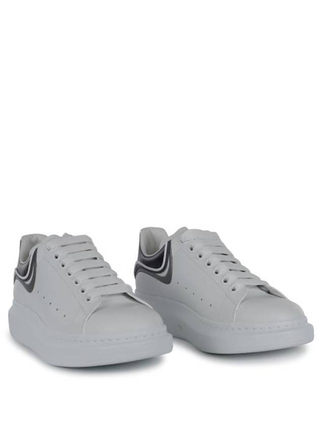 Oversized Sole Black Tab Low Top Sneakers White - ALEXANDER MCQUEEN - BALAAN 5