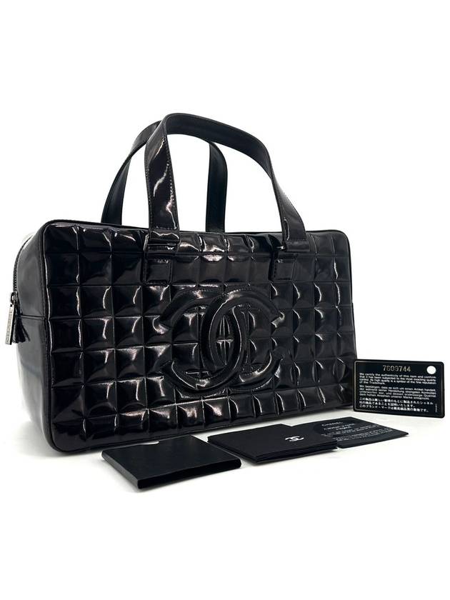 Chocolate bar patent Boston bag shoulder tote - CHANEL - BALAAN 1