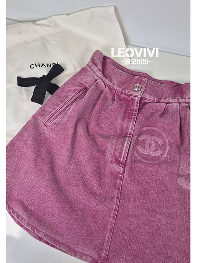 CC logo lettering denim flare A line skirt pink 34 P74035 - CHANEL - BALAAN 4