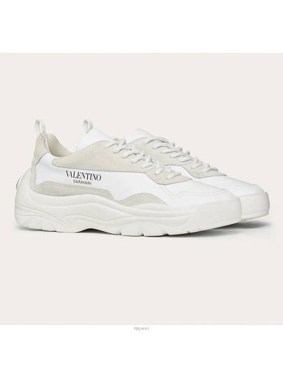 Men's Two-Tone Leather Suede Banshee Gumboy Low Top Sneakers White - VALENTINO - BALAAN 2