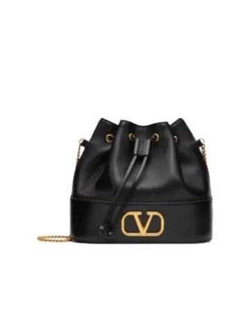 V Logo Chain Bucket Bag Black - VALENTINO - BALAAN 1