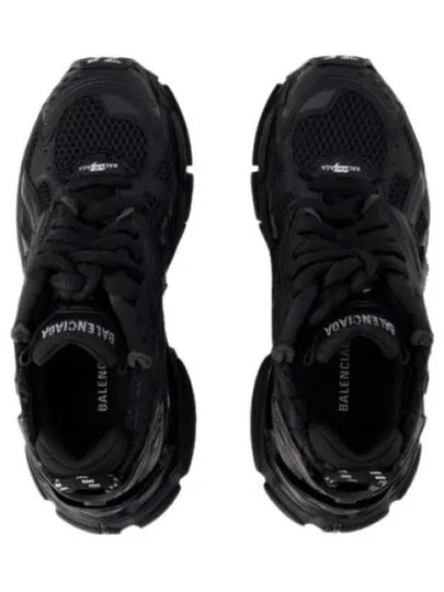 Women's Runner Low Top Sneakers Black - BALENCIAGA - BALAAN 2