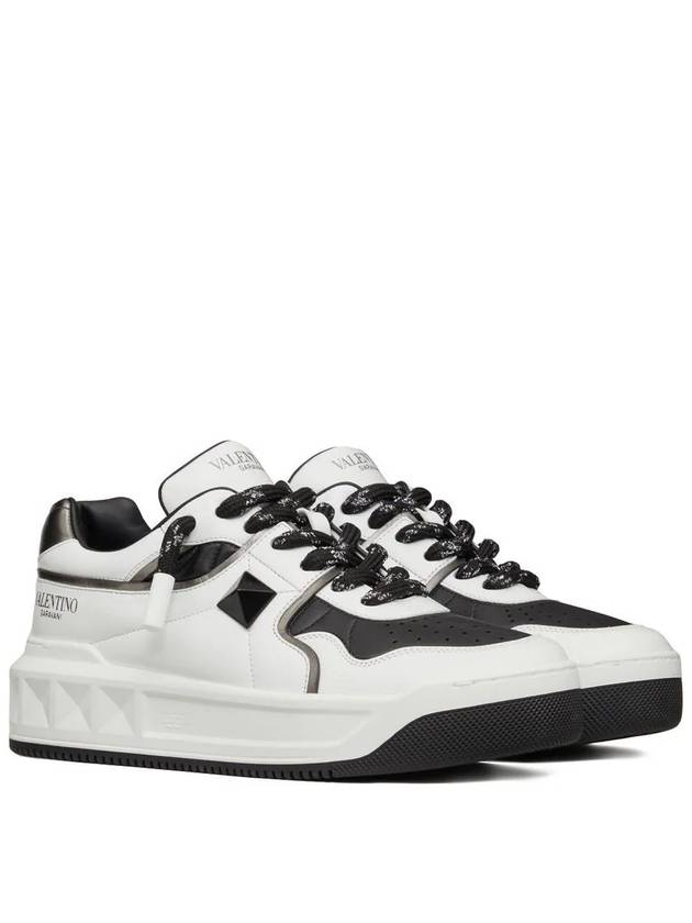 Valentino Garavani Sneakers White - VALENTINO - BALAAN 2