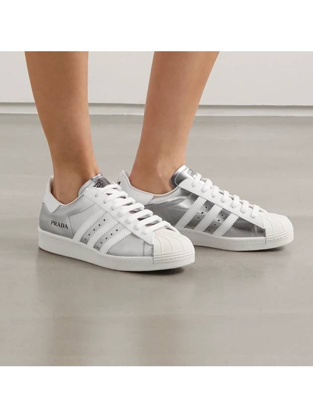 Superstar Low Top Sneakers Metallic Silver - ADIDAS - BALAAN 3