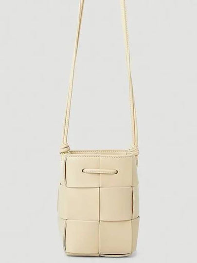 Intrecciato Cassette Small Bucket Bag Porridge - BOTTEGA VENETA - BALAAN 2