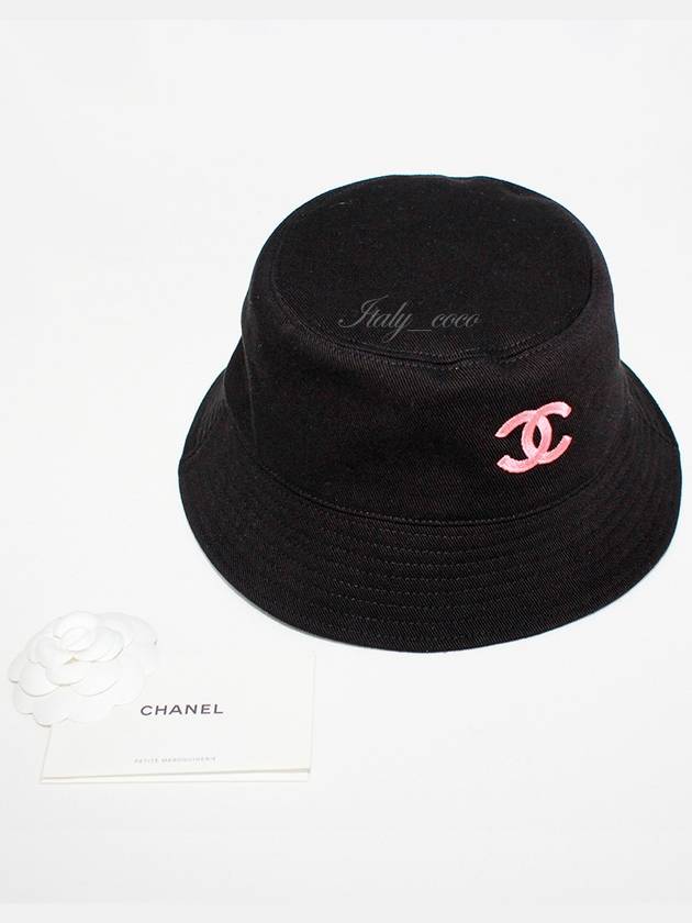 CC Logo Reversible Bucket Hat Black - CHANEL - BALAAN 4