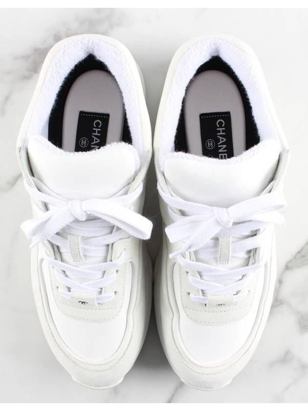 CC logo sneakers - CHANEL - BALAAN 9