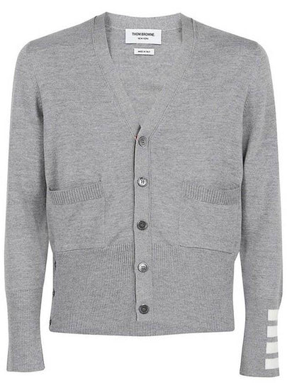 Men's Fine Merino Wool 4 Bar Cuff V-Neck Cardigan Grey - THOM BROWNE - BALAAN 2