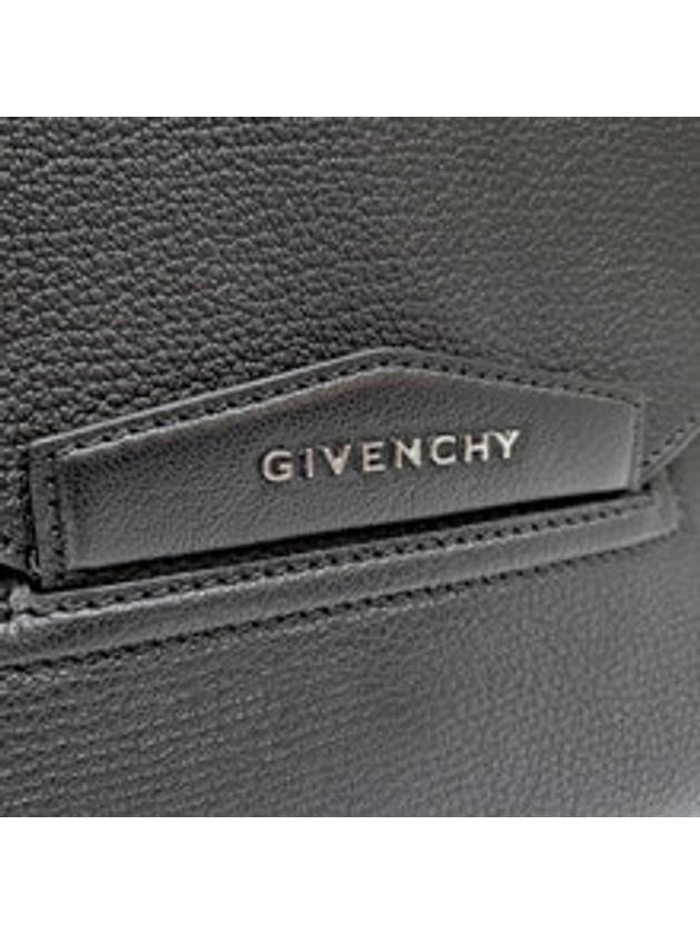 Women s BB05227012 001 Antigona MD Envelope Clutch Bag - GIVENCHY - BALAAN 9