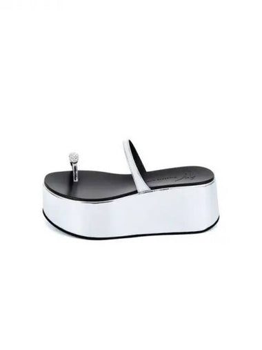 WOMEN BARNAK Glossy Platform Sandals Silver 271371 - GIUSEPPE ZANOTTI - BALAAN 1