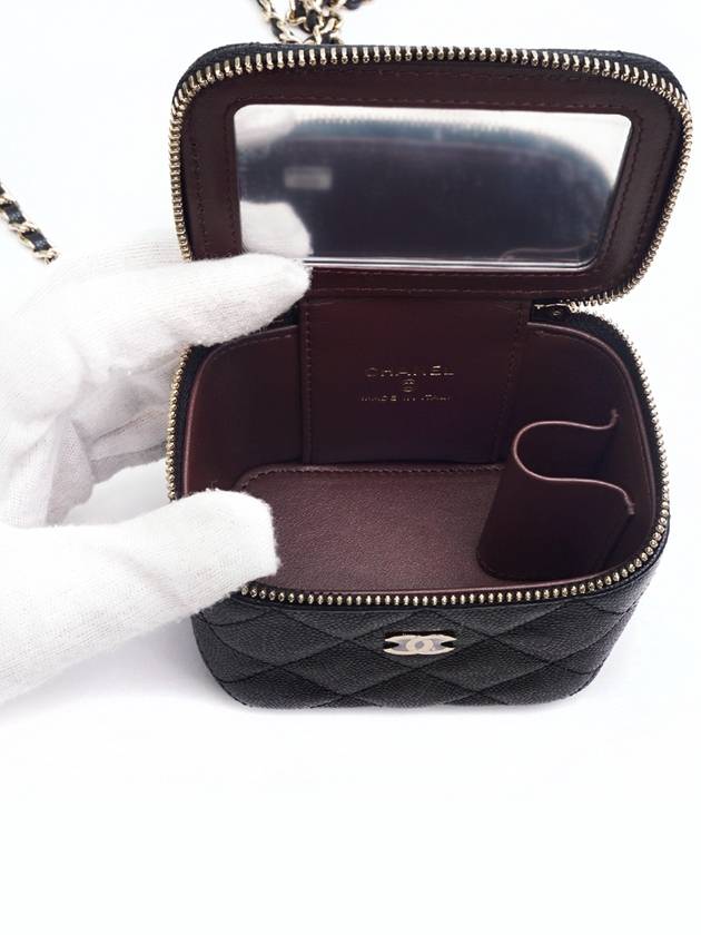 Classic Small Chain Grained Calfskin Gold Metal Cosmetic Case Mini Bag Black - CHANEL - BALAAN 9