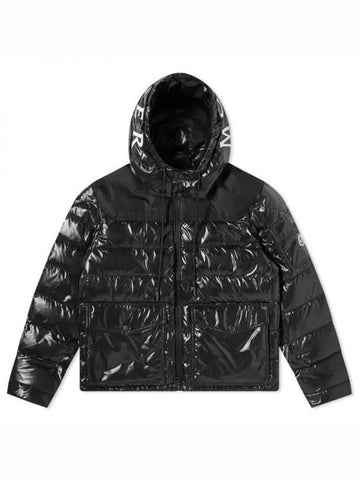 GOMBEI Pocket Arm Logo Patch Hood Padded Glossy Black Men s Jacket 233548 - MONCLER - BALAAN 1