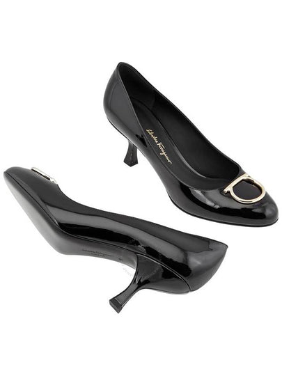 Salvatore Ferragamo Ladies Zahir Gancini Court Pumps, Size 8 - SALVATORE FERRAGAMO - BALAAN 2