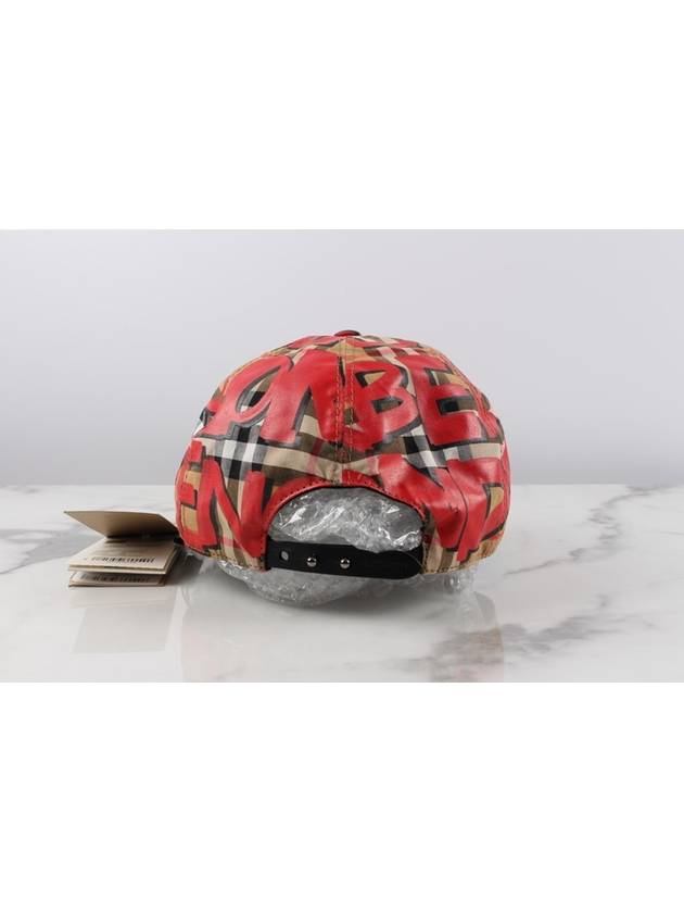 graffiti hat - BURBERRY - BALAAN 4