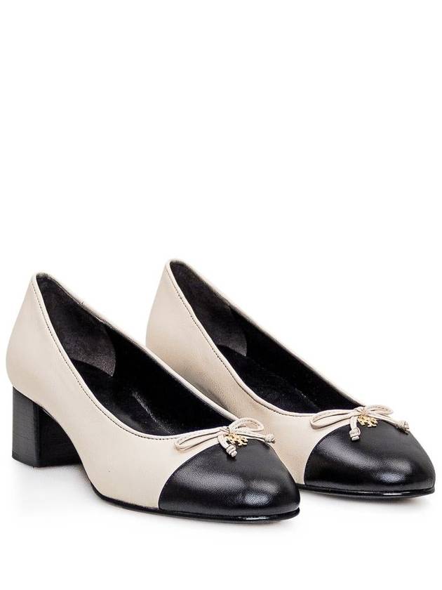 Contrasting Cap Toe Leather Pumps Light Cream - TORY BURCH - BALAAN 3