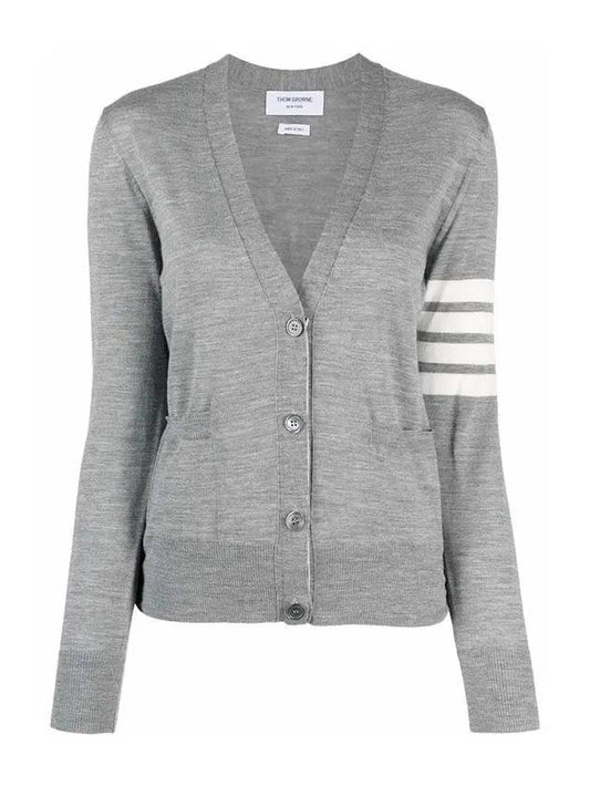 Sustainable Fine Merino Wool 4-Bar Relaxed Fit V-Neck Cardigan Light Grey - THOM BROWNE - BALAAN 2