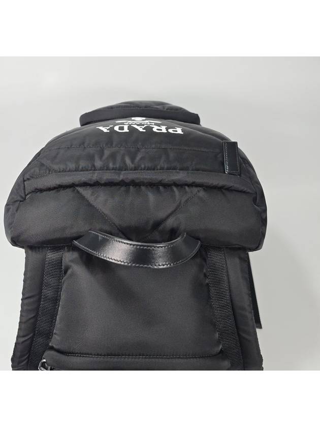 Quilted hooded nylon padded backpack - PRADA - BALAAN 8