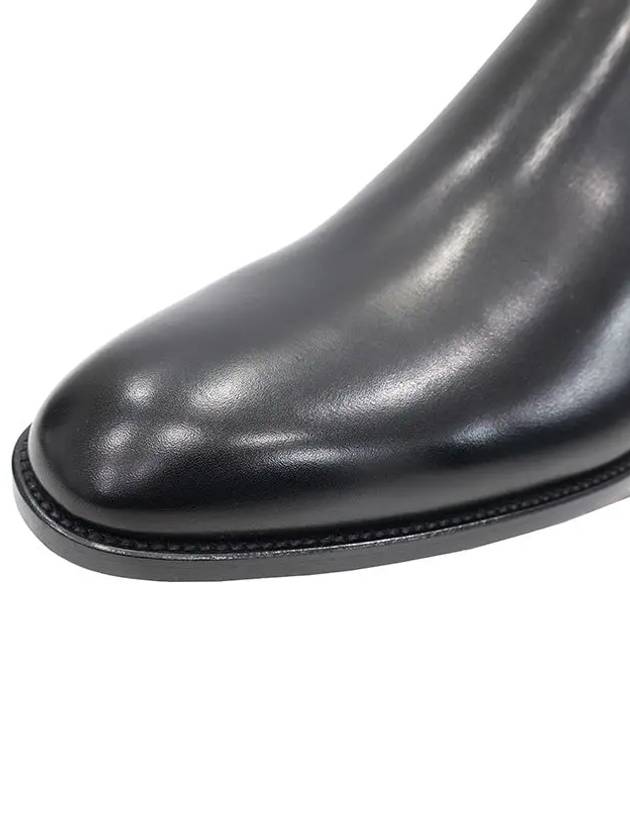 Classic Wyatt Chelsea Boots Black - SAINT LAURENT - BALAAN 4