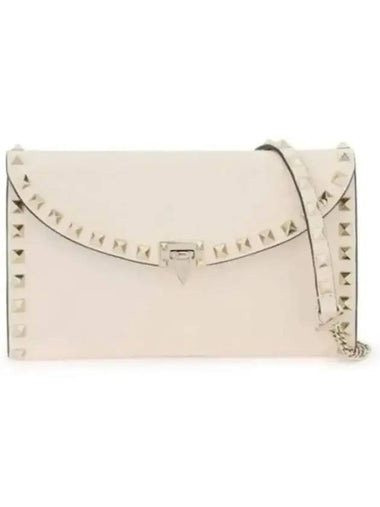 Women's Rockstud Clutch Bag Beige - VALENTINO - BALAAN 1