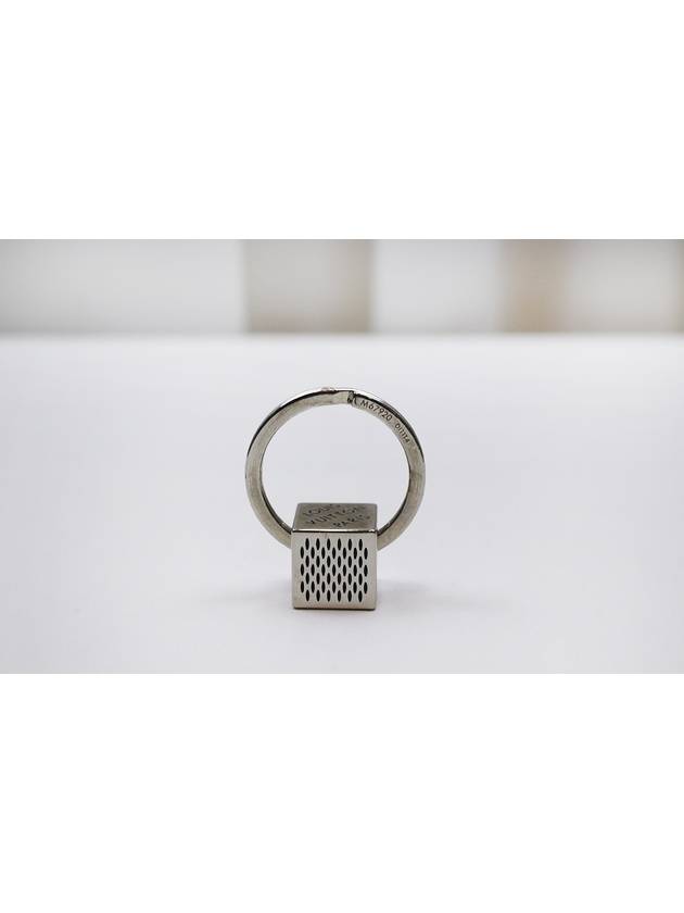 Keyholder Damier Silver Cube Keyring M67920 - LOUIS VUITTON - BALAAN 1