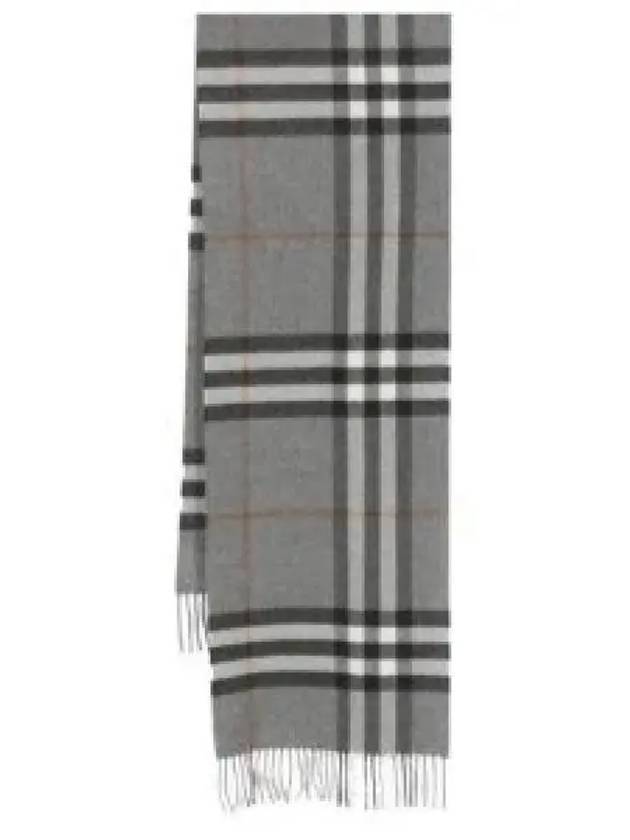 Giant Check Cashmere Scarf Grey - BURBERRY - BALAAN 2