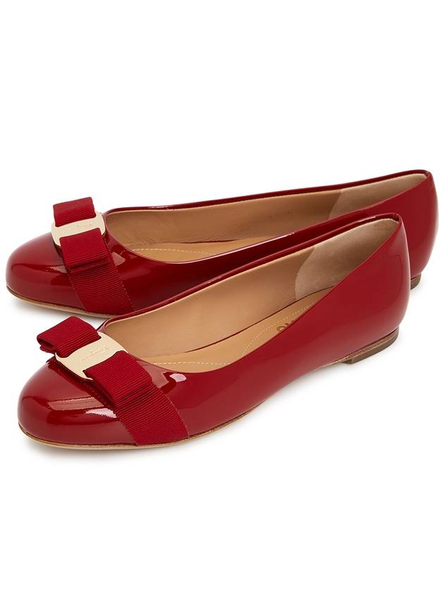 Ferragamo VARINA ROSSO 0592125 Women s Flat Shoes - SALVATORE FERRAGAMO - BALAAN 1