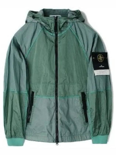 Nylon Metal Windbreaker Light Green - STONE ISLAND - BALAAN 2