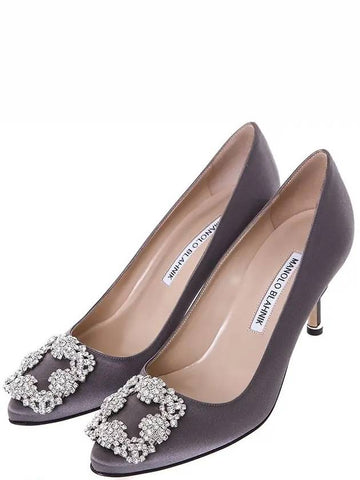 Hangisi Crystal Square Buckle Satin Heel 9XX 0316 0039 021 - MANOLO BLAHNIK - BALAAN 1