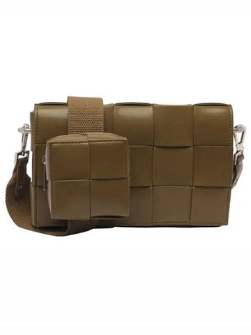 Cassette Versatil Strap Cross Bag Mud - BOTTEGA VENETA - BALAAN 1