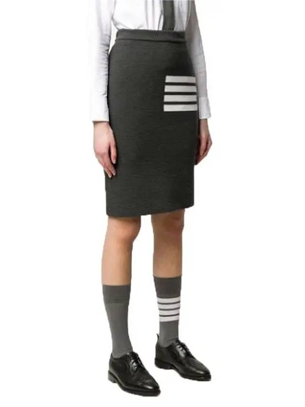 Women's Fine Merino Wool 4 Bar Stitch Pencil Skirt Dark Grey - THOM BROWNE - BALAAN 7