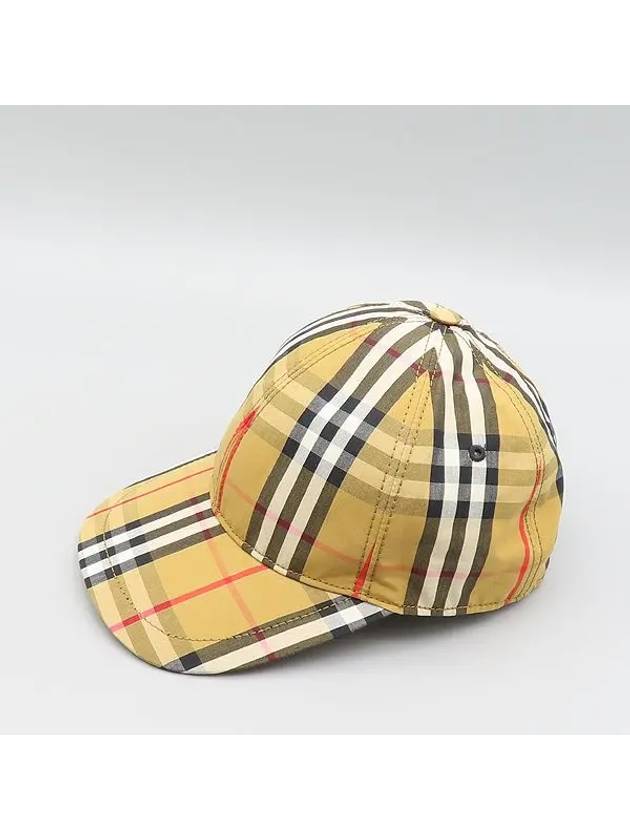 8006119 Hat Fashion Accessories - BURBERRY - BALAAN 2