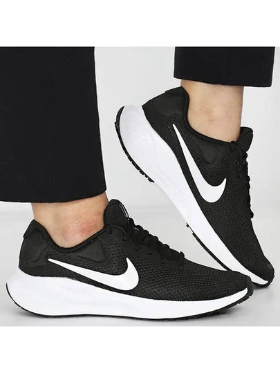 Revolution 7 Low Top Sneakers Black - NIKE - BALAAN 2