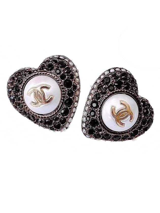 CC Heart Pearl Cubic Earrings Black Gold - CHANEL - BALAAN 1