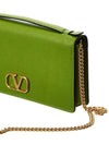 V Logo Signature Chain Grainy Calfskin Cross Bag Green - VALENTINO - BALAAN 4