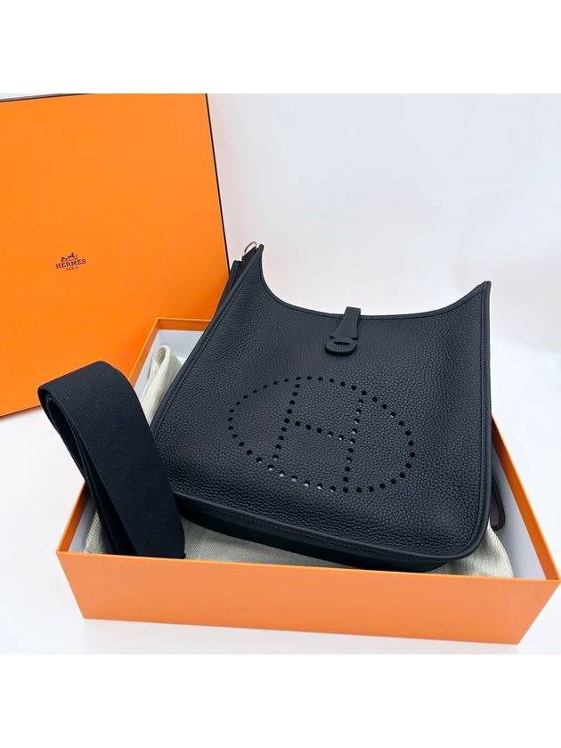 Evelyne  III 29 Cross Bag Black - HERMES - BALAAN 8