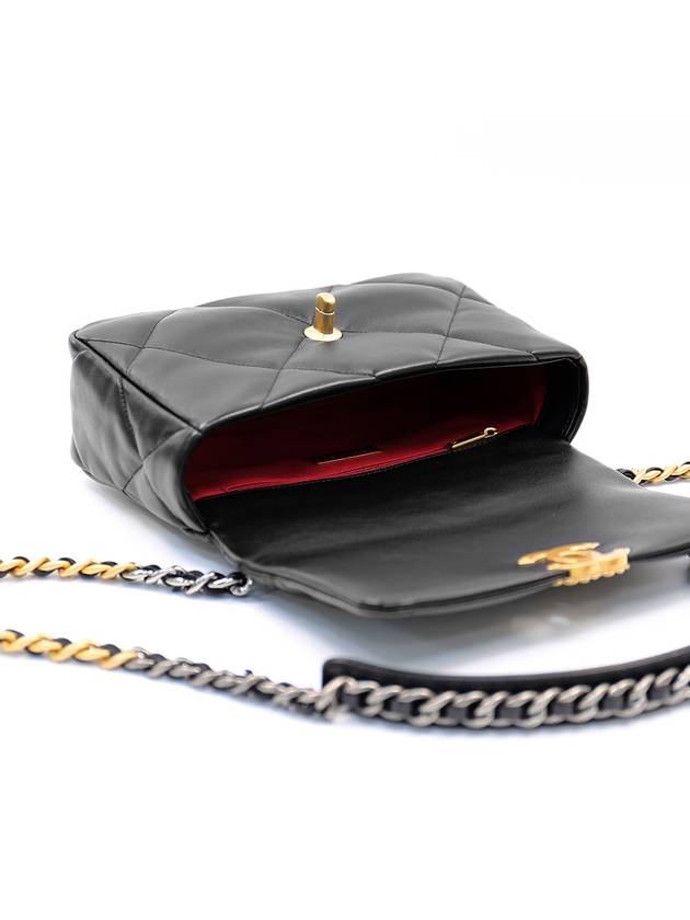 19 Lambskin Medium Hand Cross Bag Black - CHANEL - BALAAN 6