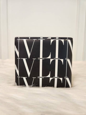 Daol Beomeo Branch Timeless VLTN Logo Half Wallet Condition A - VALENTINO - BALAAN 1