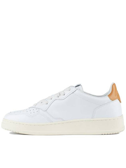 Autry White And Honey-Colored Leather Medalist Low Sneakers - AUTRY - BALAAN 2