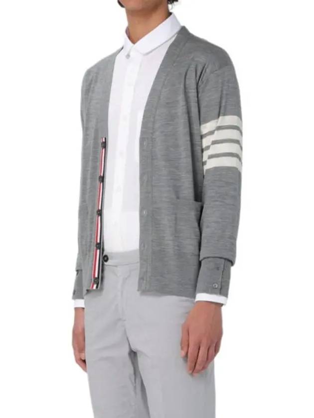 Men's Sustainable Classic Diagonal Wool Cardigan Pale Grey - THOM BROWNE - BALAAN 4