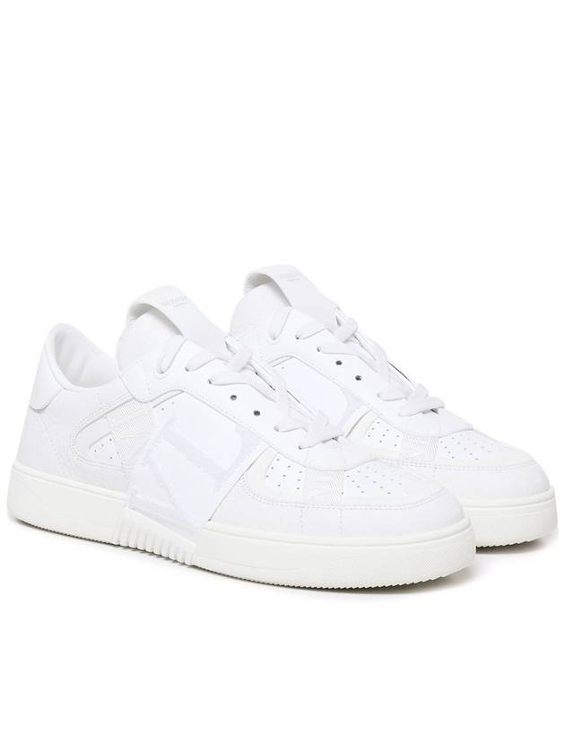 Round Toe Lace-Up Low Top Sneakers White - VALENTINO - BALAAN 3