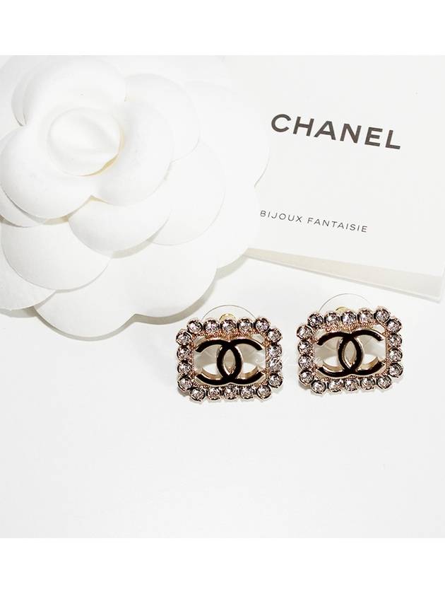 CC Logo Octagon Pendant Earrings Gold - CHANEL - BALAAN 3