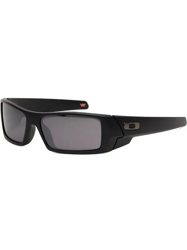 Eyewear Gascan Matte Rectangle Sunglasses Black - OAKLEY - BALAAN 8